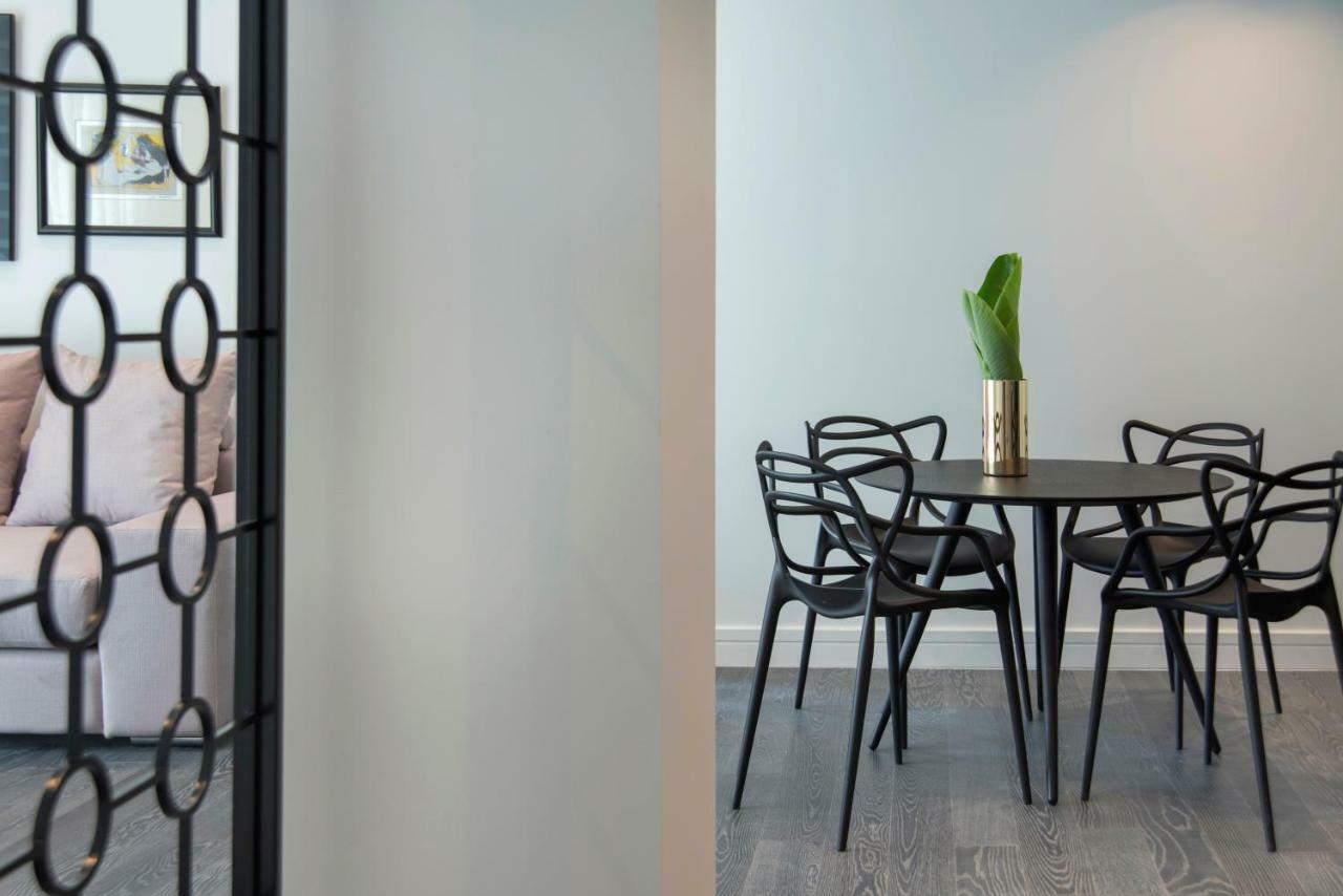 Glyfada South42 Αθήνα